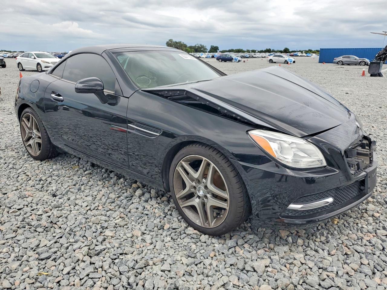 2013 Mercedes-benz Slk 250 Black vin: WDDPK4HA3DF058528