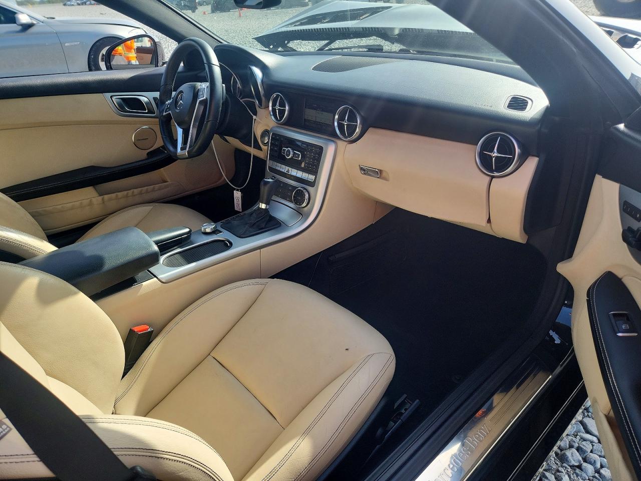 2013 Mercedes-benz Slk 250 Black vin: WDDPK4HA3DF058528