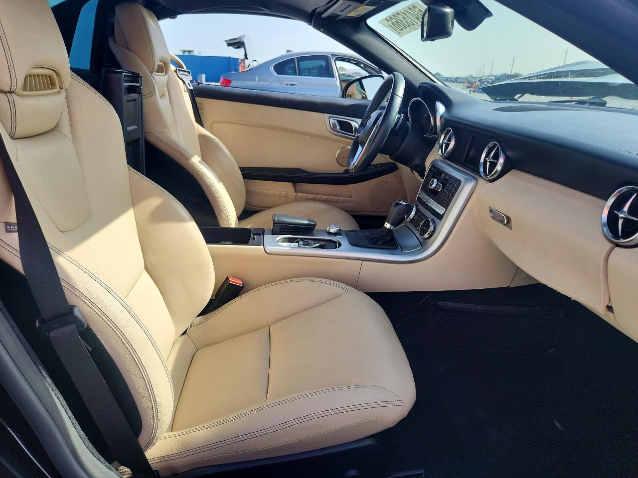 2013 Mercedes-benz Slk 250 Black vin: WDDPK4HA3DF058528