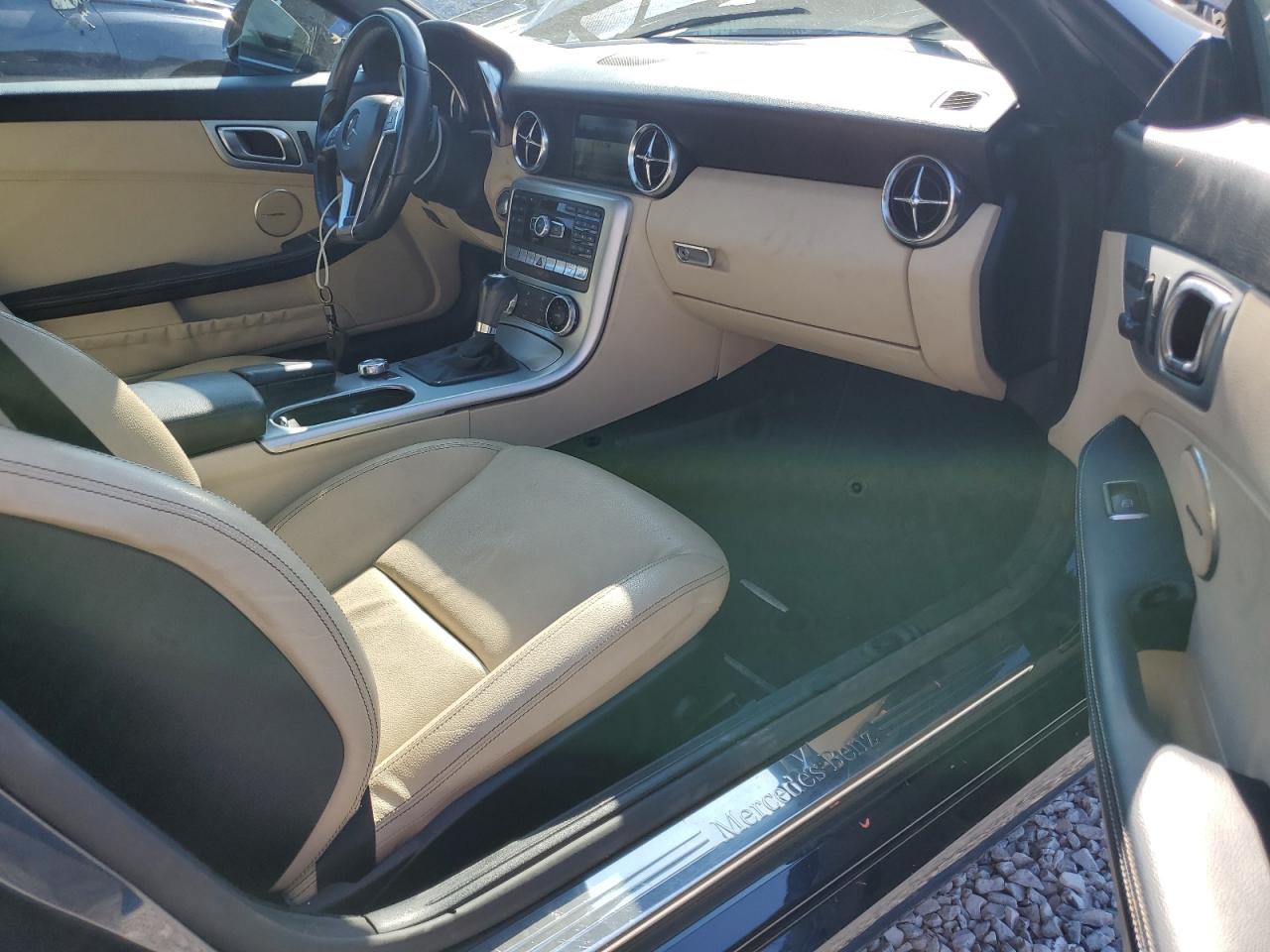2014 Mercedes-benz Slk 250 Blue vin: WDDPK4HA3EF092003