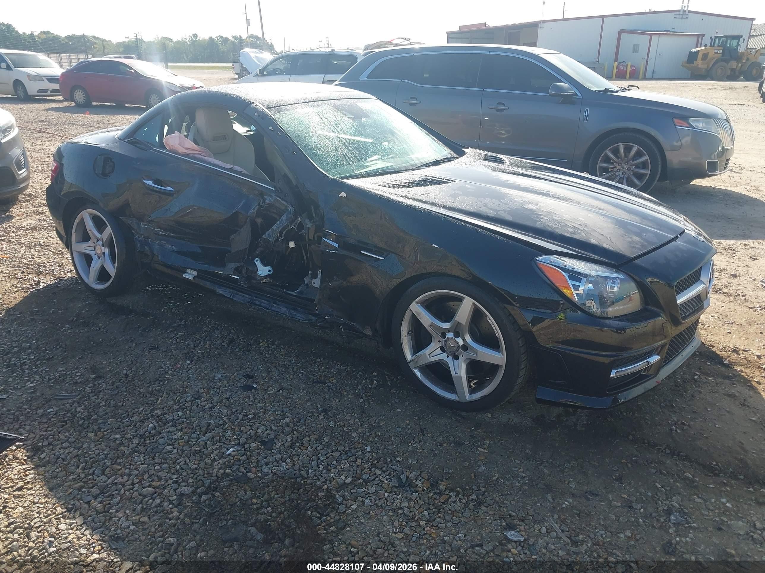 2013 Mercedes-benz Slk 250   Black vin: WDDPK4HA4DF058764