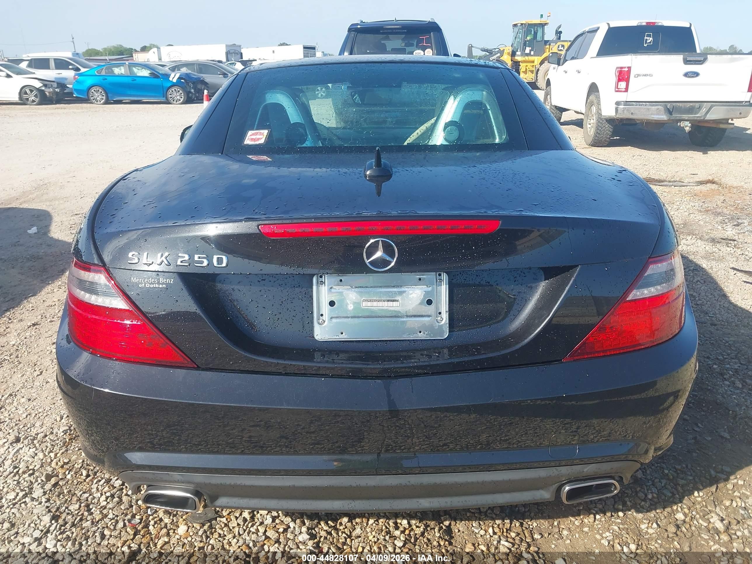 2013 Mercedes-benz Slk 250   Black vin: WDDPK4HA4DF058764