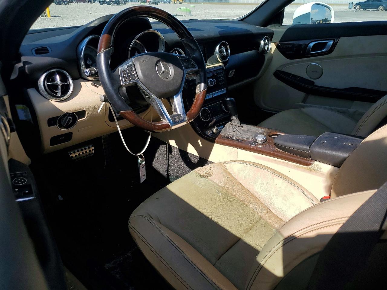 2014 Mercedes-benz Slk 250 White vin: WDDPK4HA4EF075744