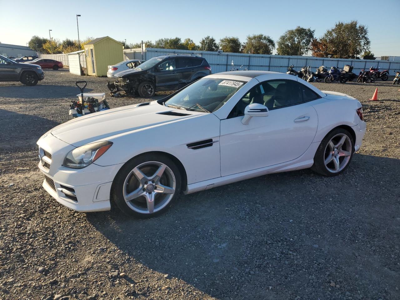 2014 Mercedes-benz Slk 250 White vin: WDDPK4HA4EF090809