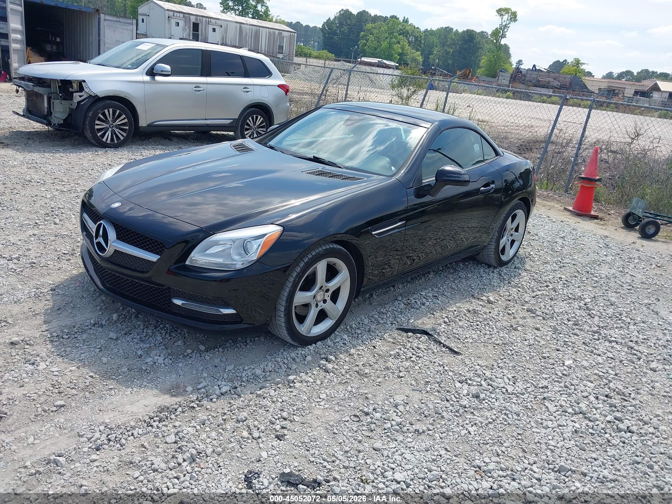 2015 Mercedes-benz Slk 250   Black vin: WDDPK4HA4FF098037