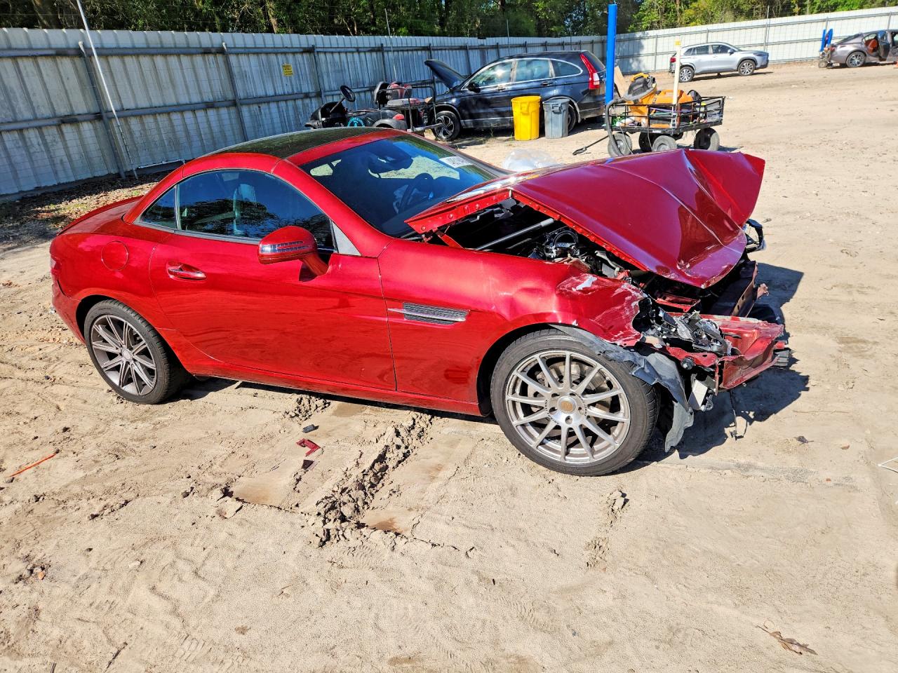 2014 Mercedes-benz Slk 250 Red vin: WDDPK4HA5EF084954