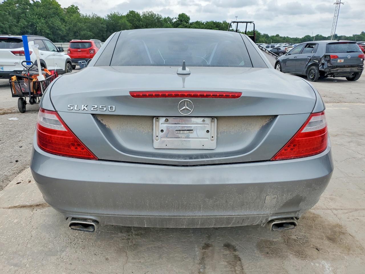 2012 Mercedes-benz Slk 250 Silver vin: WDDPK4HA6CF046002