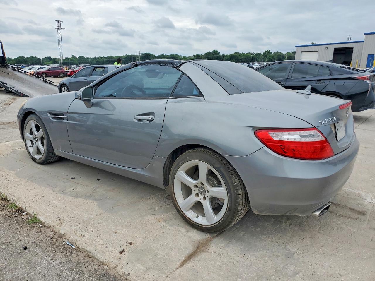 2012 Mercedes-benz Slk 250 Silver vin: WDDPK4HA6CF046002