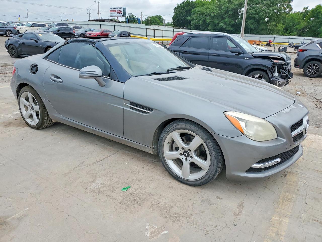 2012 Mercedes-benz Slk 250 Silver vin: WDDPK4HA6CF046002