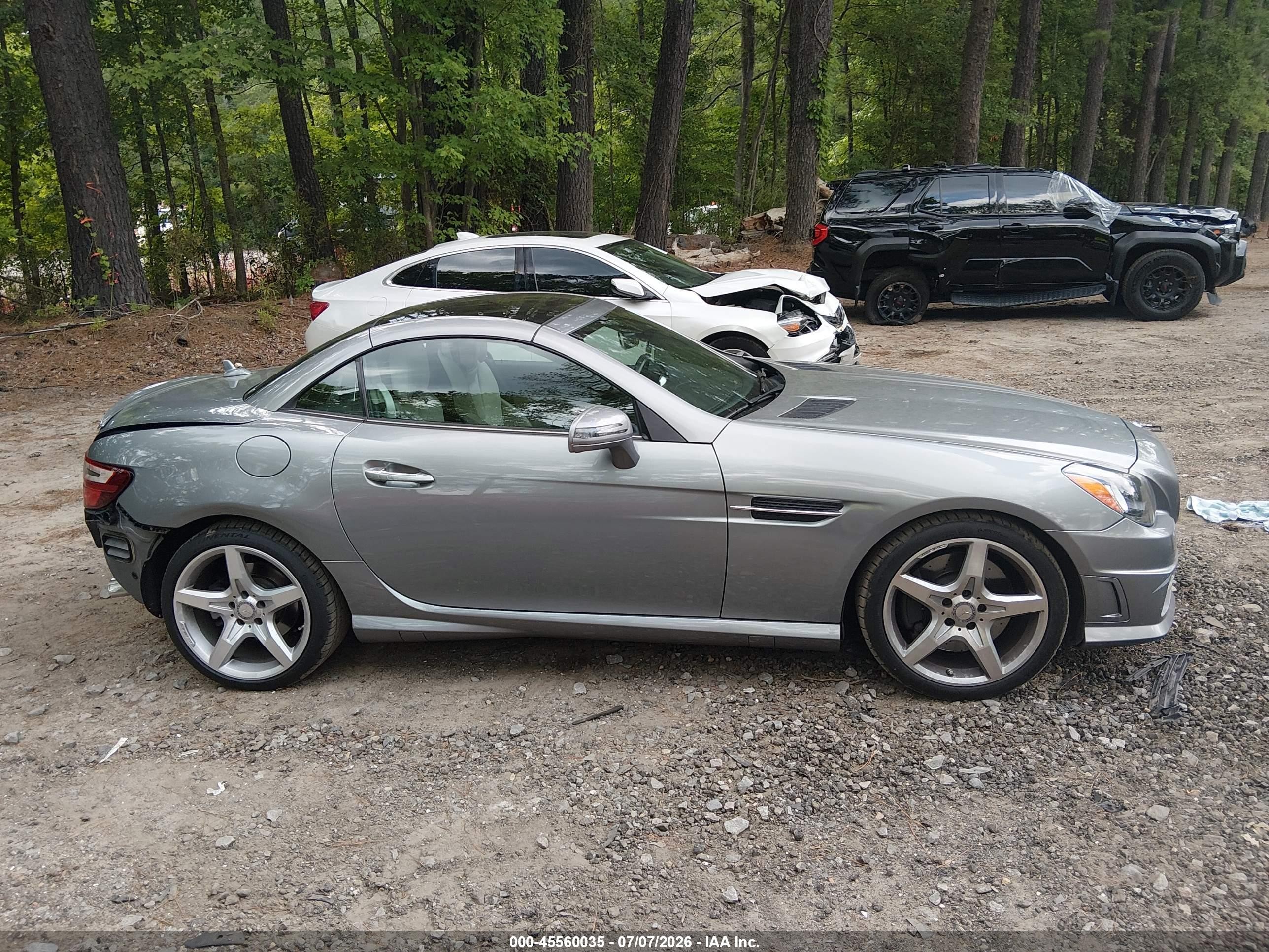 2014 Mercedes-benz Slk 250   Серебряный vin: WDDPK4HA6EF074689