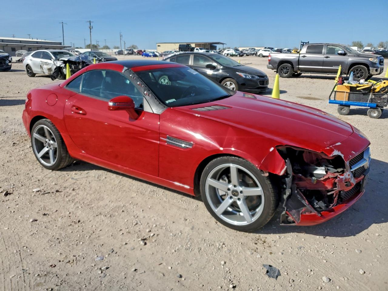 2014 Mercedes-benz Slk 250 Red vin: WDDPK4HA6EF076216