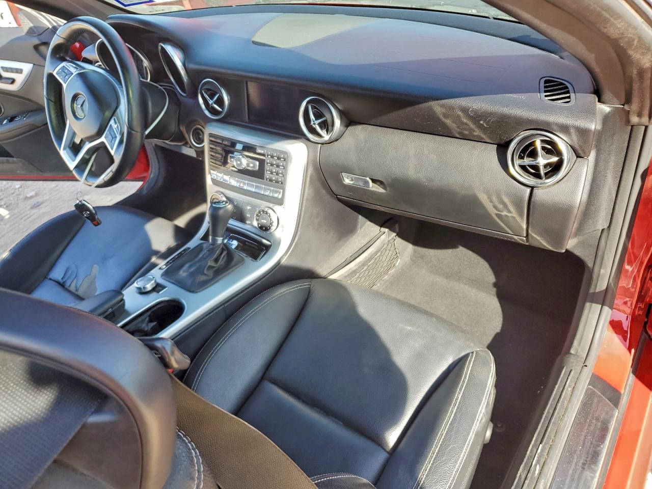 2014 Mercedes-benz Slk 250 Red vin: WDDPK4HA6EF076216
