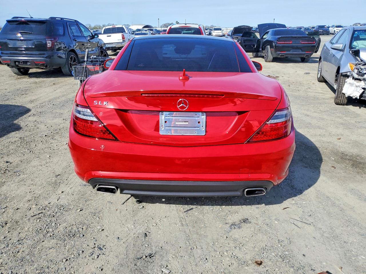 2014 Mercedes Benz Slk 250 Red vin: WDDPK4HA6EF077155