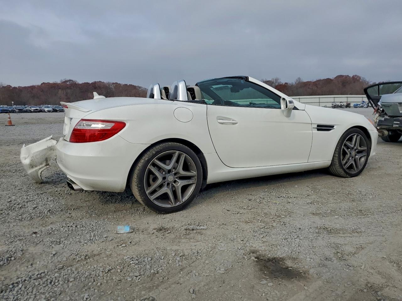 2014 Mercedes-benz Slk 250 Белый vin: WDDPK4HA6EF083554