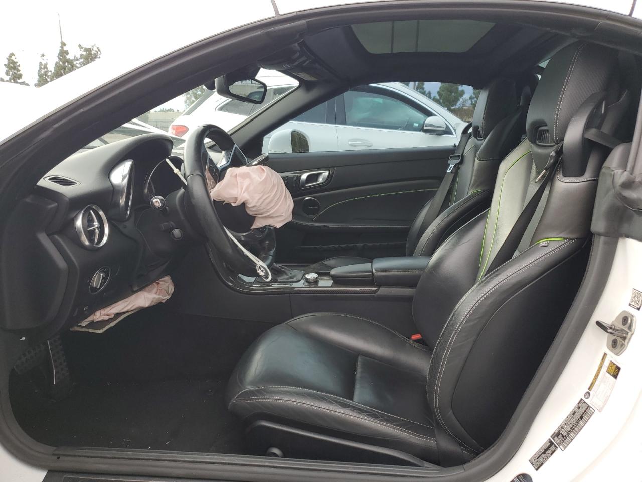 2014 Mercedes-benz Slk 250 White vin: WDDPK4HA6EF095025