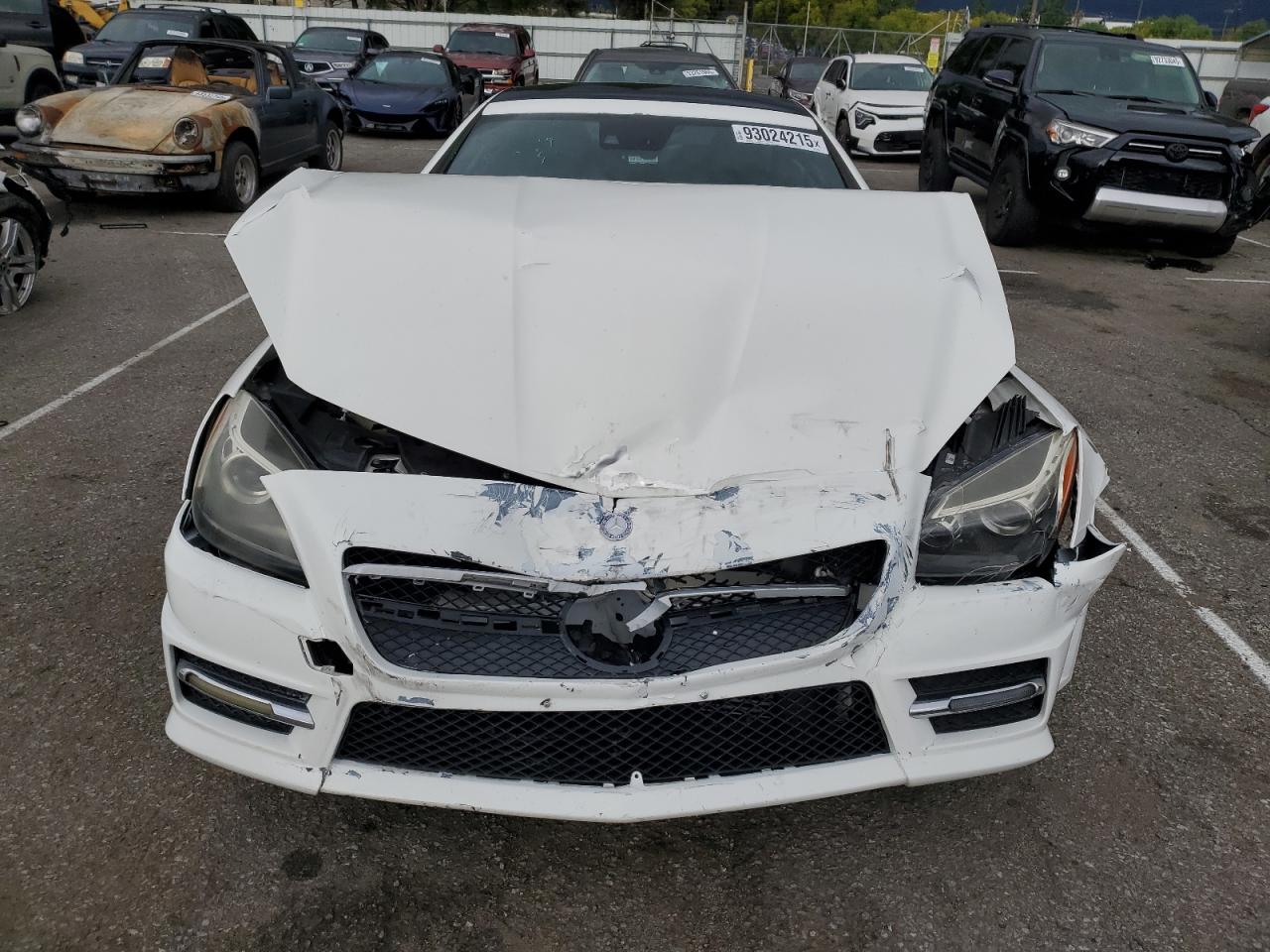 2014 Mercedes-benz Slk 250 White vin: WDDPK4HA6EF095025