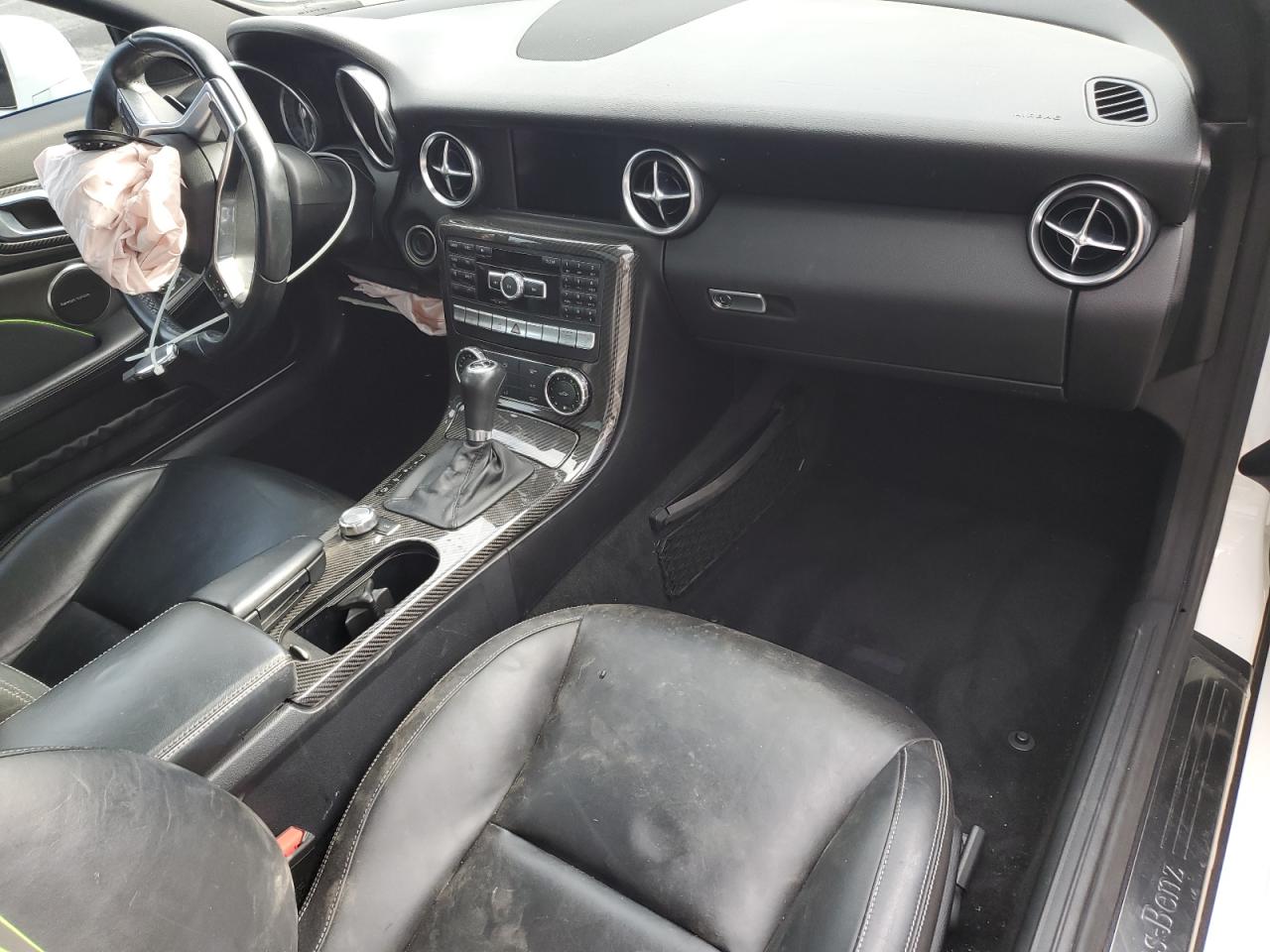 2014 Mercedes-benz Slk 250 White vin: WDDPK4HA6EF095025