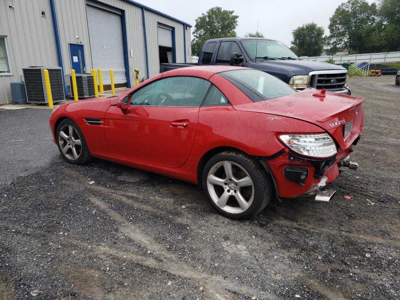 2012 Mercedes-benz Slk 250 Red vin: WDDPK4HA7CF036420