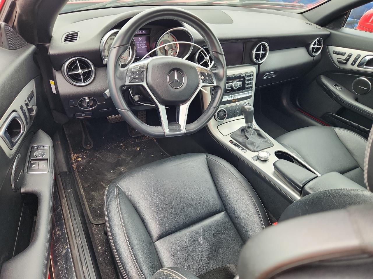 2012 Mercedes-benz Slk 250 Red vin: WDDPK4HA7CF036420