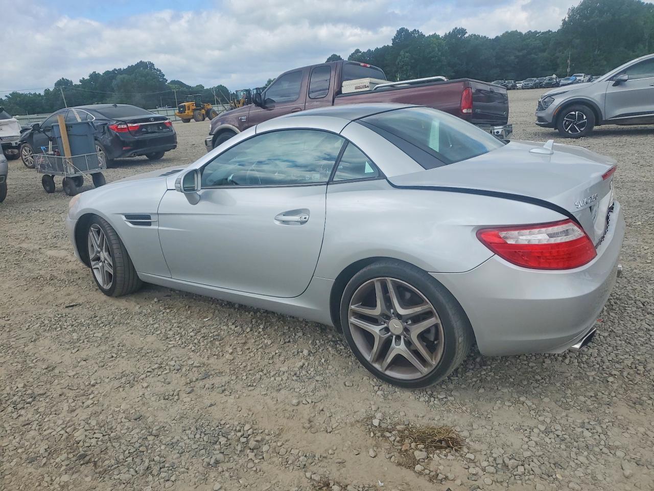 2013 Mercedes-benz Slk 250 Silver vin: WDDPK4HA7DF069175