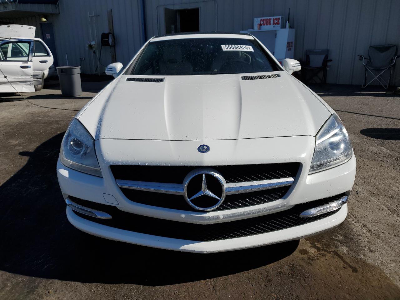 2014 Mercedes-benz Slk 250 White vin: WDDPK4HA7EF079352