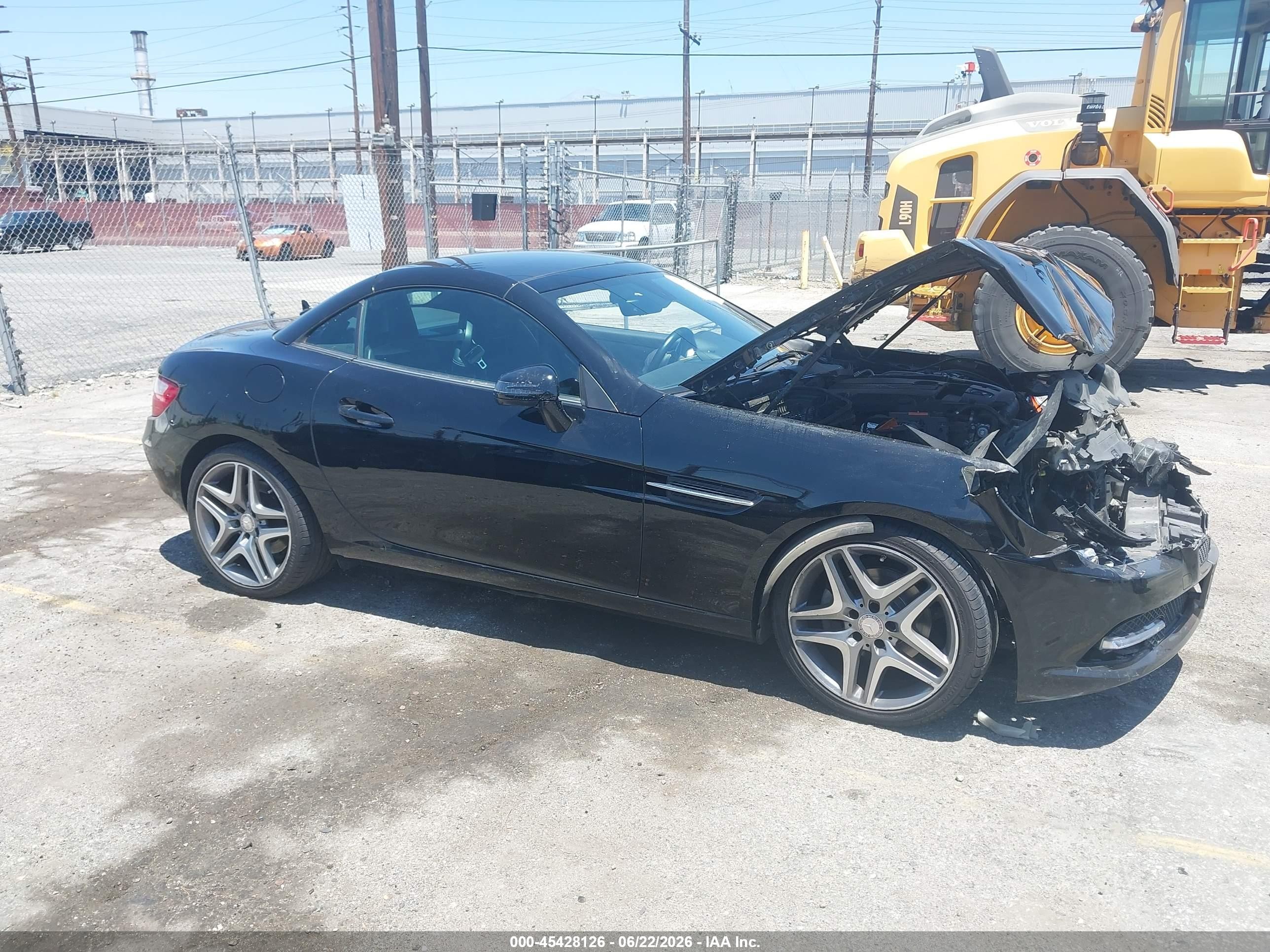 2013 Mercedes-benz Slk 250   Black vin: WDDPK4HA8DF057097