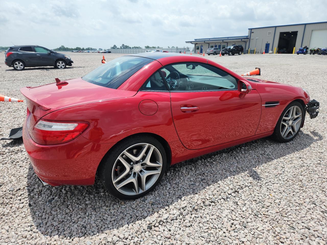 2014 Mercedes-benz Slk 250 Red vin: WDDPK4HA8EF085967