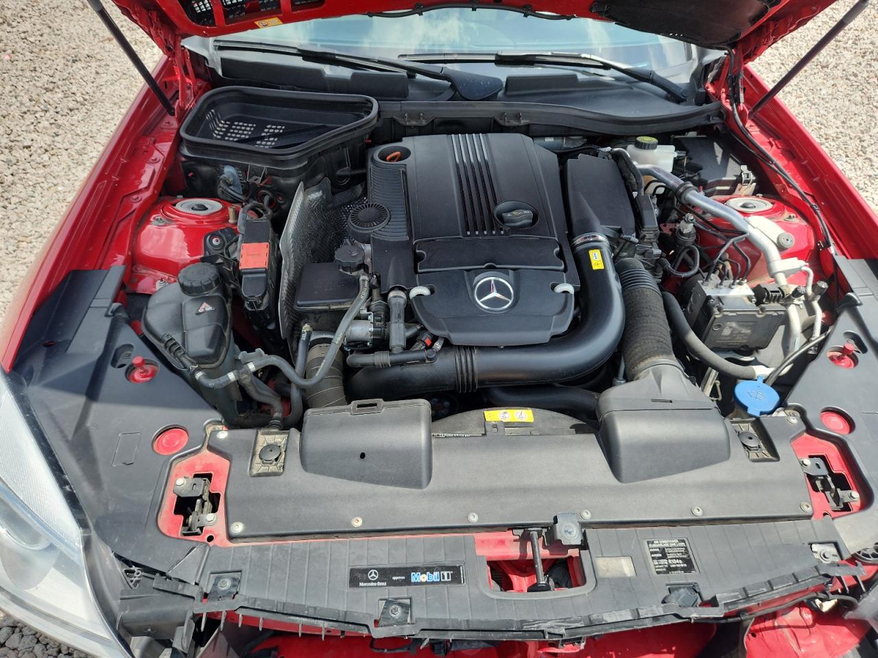 2014 Mercedes-benz Slk 250 Red vin: WDDPK4HA8EF085967