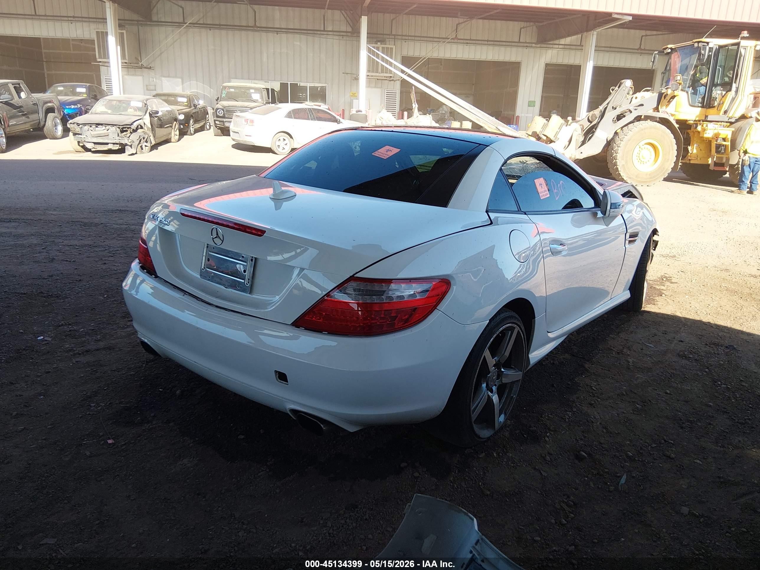 2015 Mercedes-benz Slk 250   White vin: WDDPK4HA8FF106852
