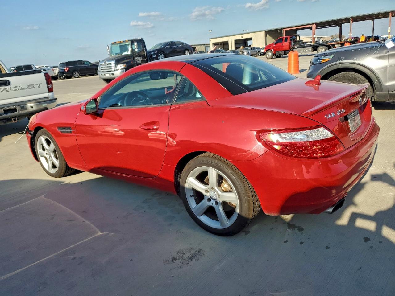 2012 Mercedes-benz Slk 250 Red vin: WDDPK4HA9CF046091