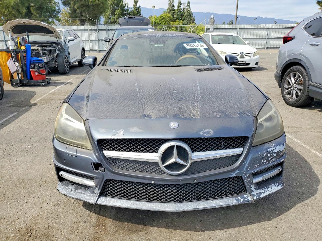 2013 Mercedes-benz Slk 250 Gray vin: WDDPK4HA9DF055570