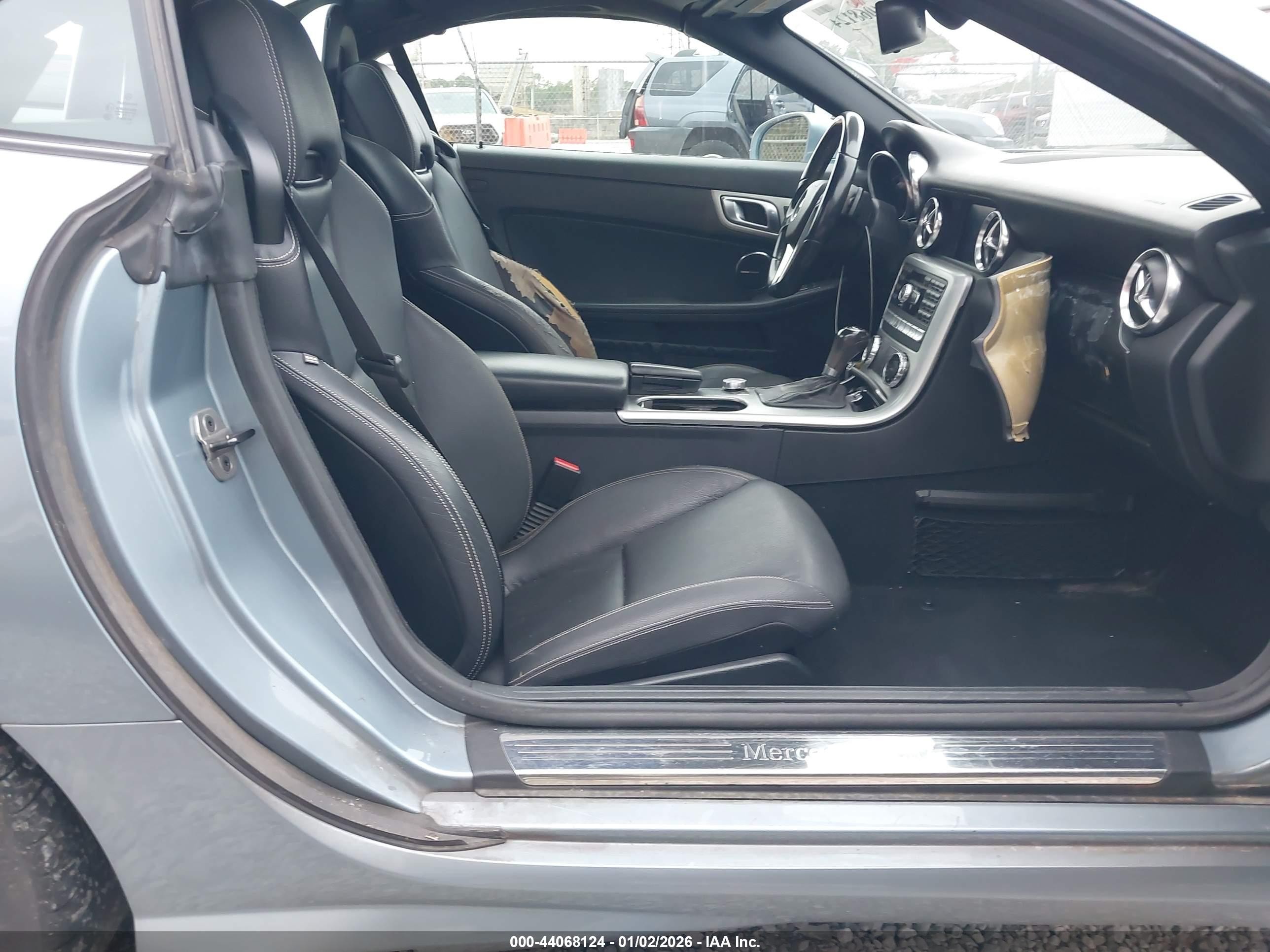 2013 Mercedes-benz Slk 250   Light Blue vin: WDDPK4HA9DF058565