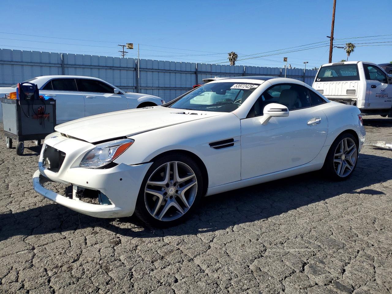 2013 Mercedes-benz Slk 250 White vin: WDDPK4HA9DF061482