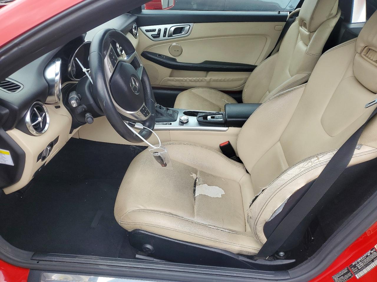 2014 Mercedes-benz Slk 250 Red vin: WDDPK4HA9EF079966