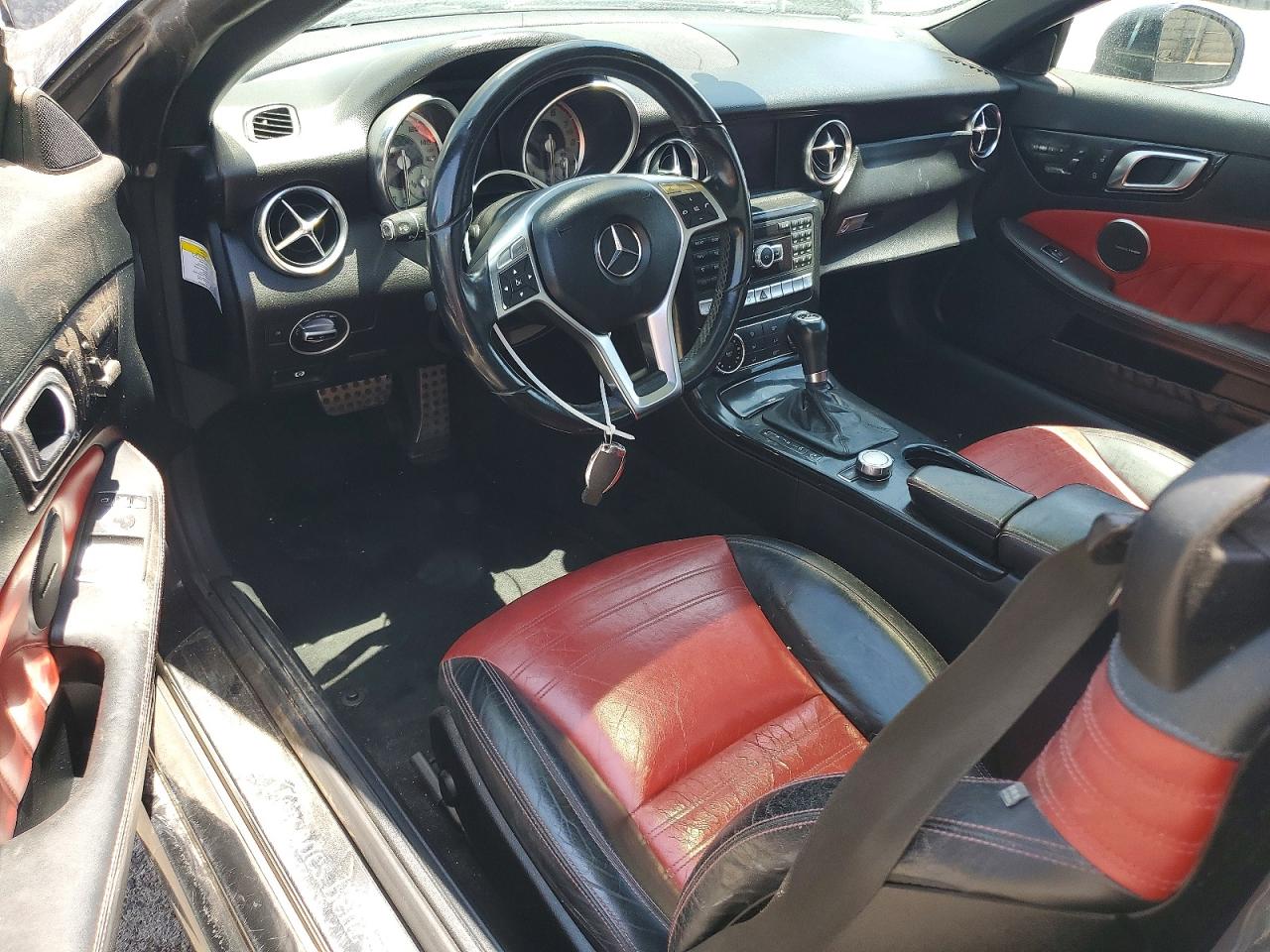 2014 Mercedes-benz Slk 250 Black vin: WDDPK4HA9EF090790