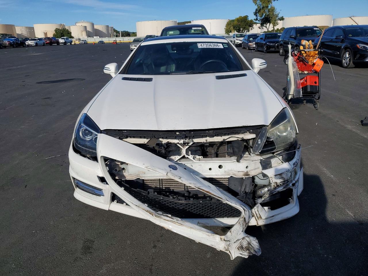 2014 Mercedes-benz Slk 250 White vin: WDDPK4HA9EF094757