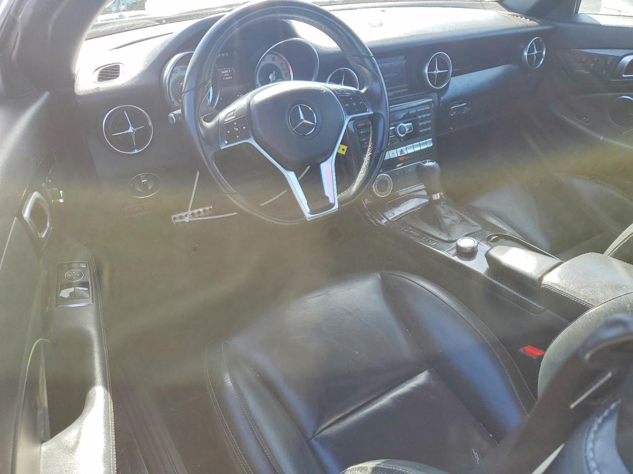 2014 Mercedes-benz Slk 250 White vin: WDDPK4HA9EF094757