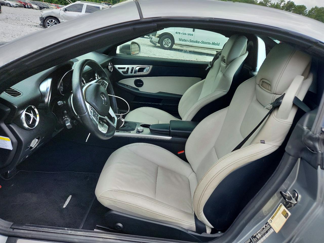 2012 Mercedes-benz Slk 250 Серебряный vin: WDDPK4HAXCF041661