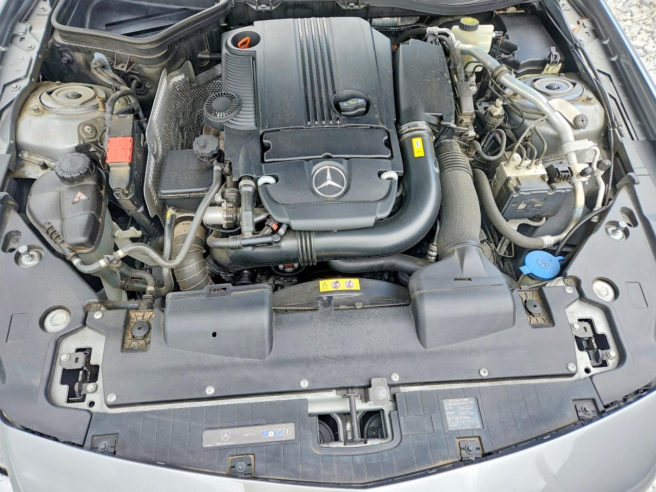 2012 Mercedes-benz Slk 250 Серебряный vin: WDDPK4HAXCF041661