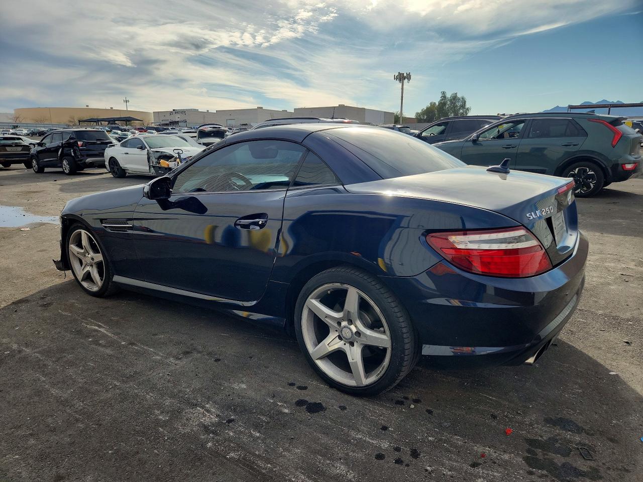 2014 Mercedes-benz Slk 250 Blue vin: WDDPK4HAXEF079328