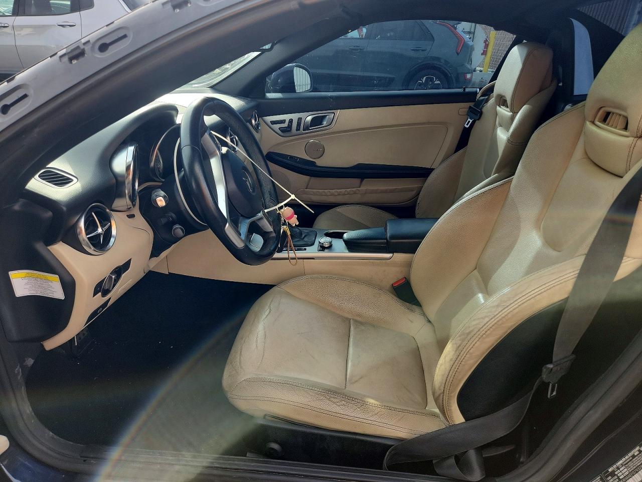 2014 Mercedes-benz Slk 250 Blue vin: WDDPK4HAXEF079328