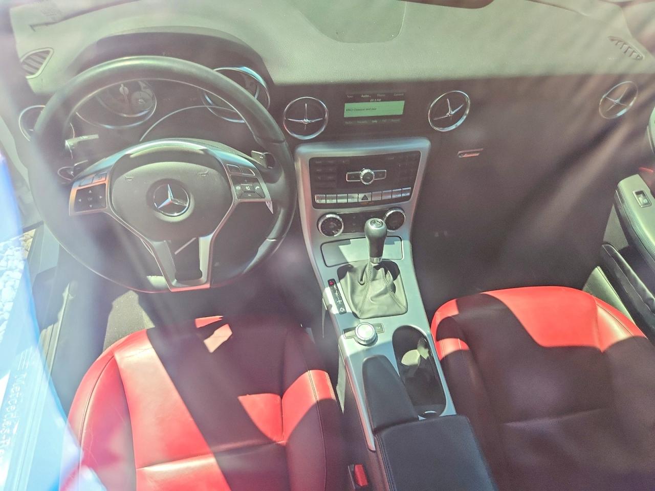 2014 Mercedes-benz Slk 250 White vin: WDDPK4HAXEF086165