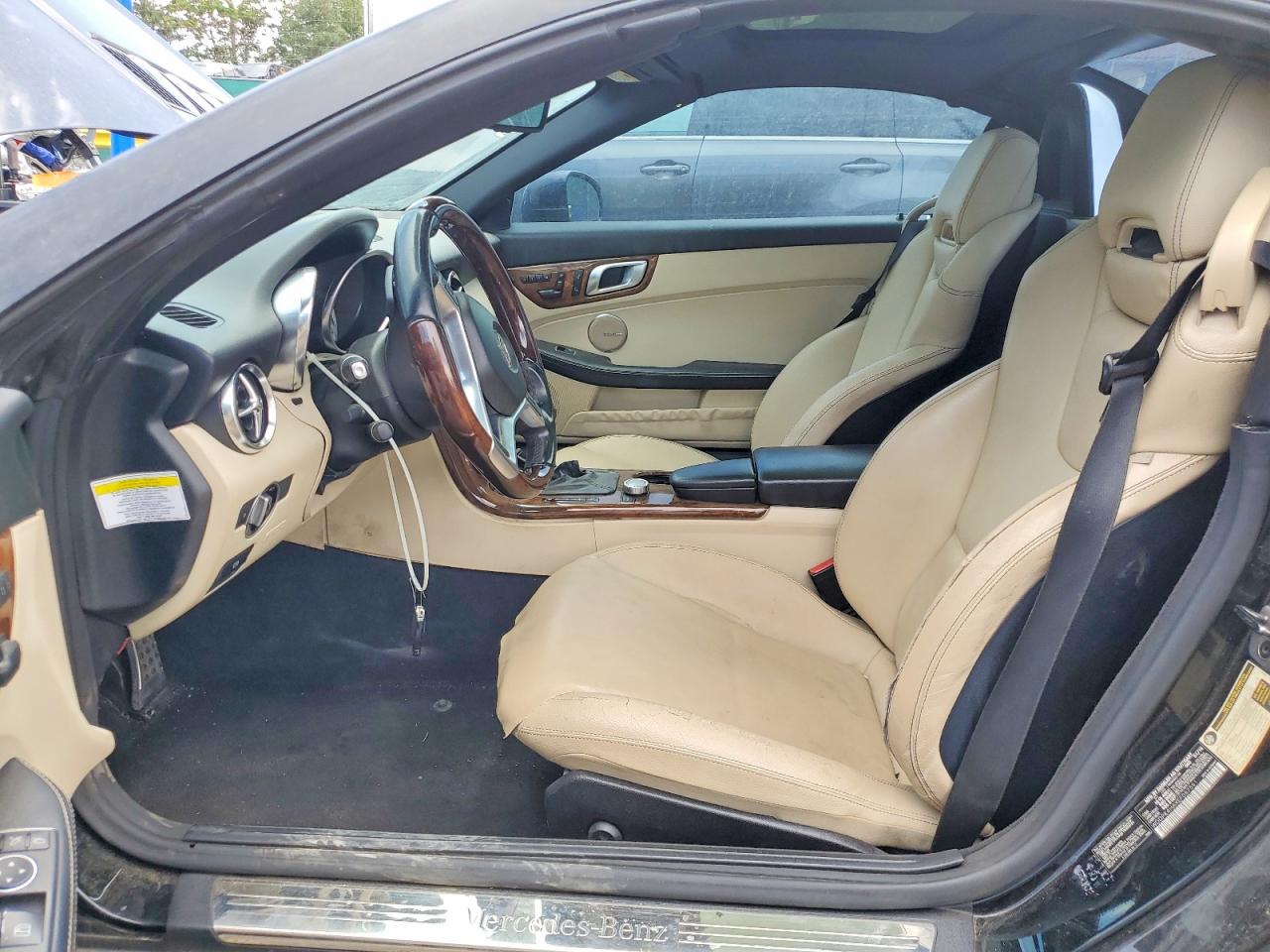 2014 Mercedes-benz Slk 250 Black vin: WDDPK4HAXEF087591