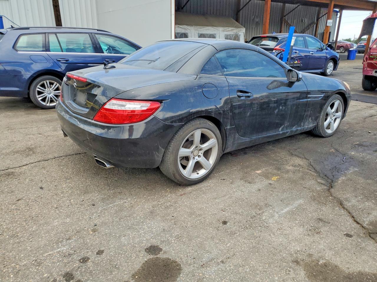 2014 Mercedes-benz Slk 250 Black vin: WDDPK4HAXEF087591