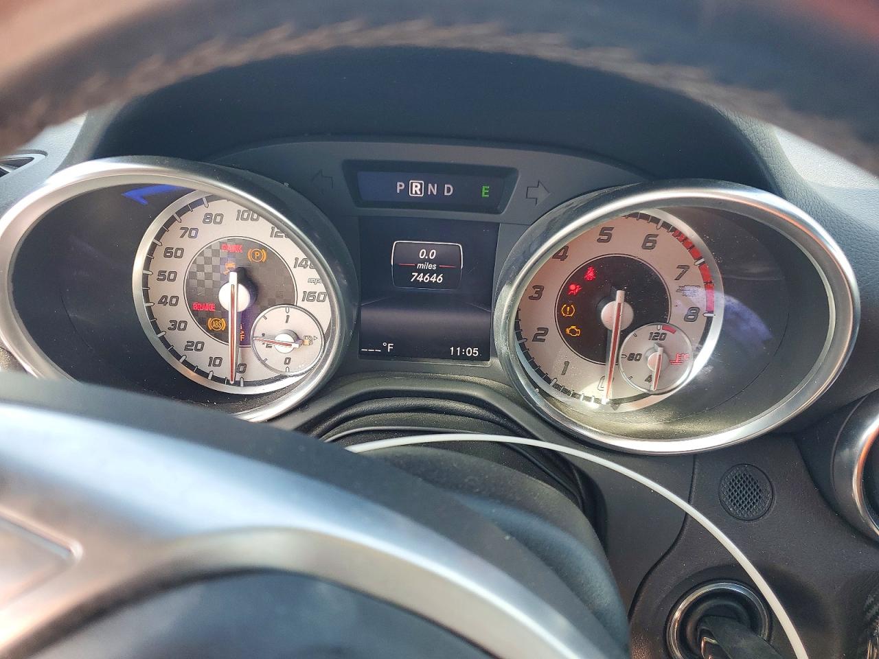 2014 Mercedes-benz Slk 250 White vin: WDDPK4HAXEF095108