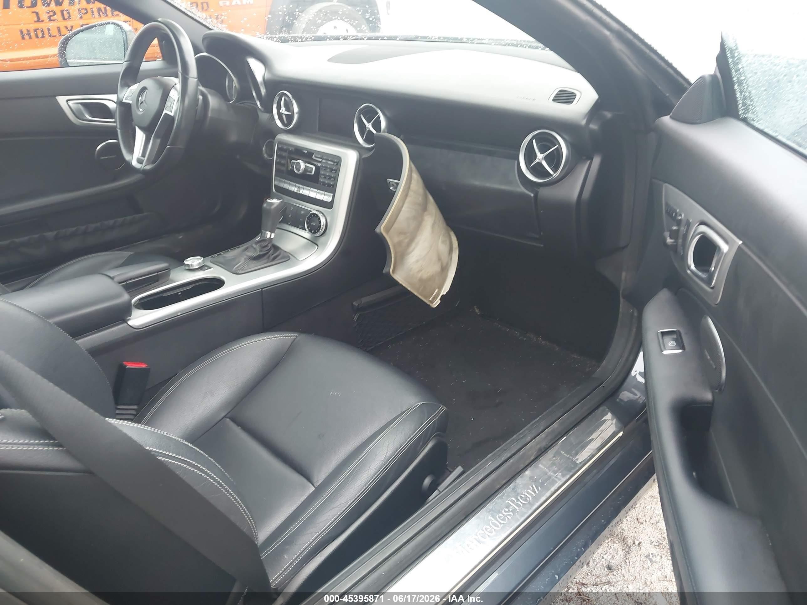 2012 Mercedes-benz Slk 350   Серый vin: WDDPK5HA0CF009243