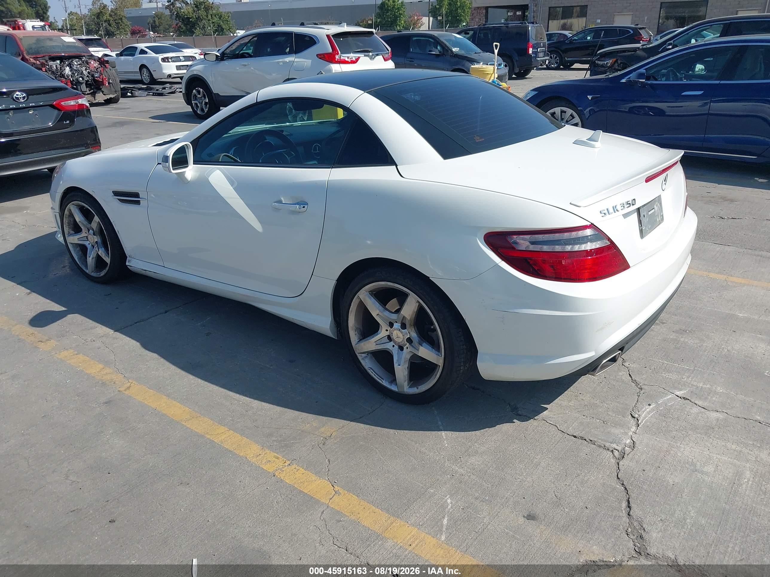 2014 Mercedes-benz Slk 350   Белый vin: WDDPK5HA0EF085502