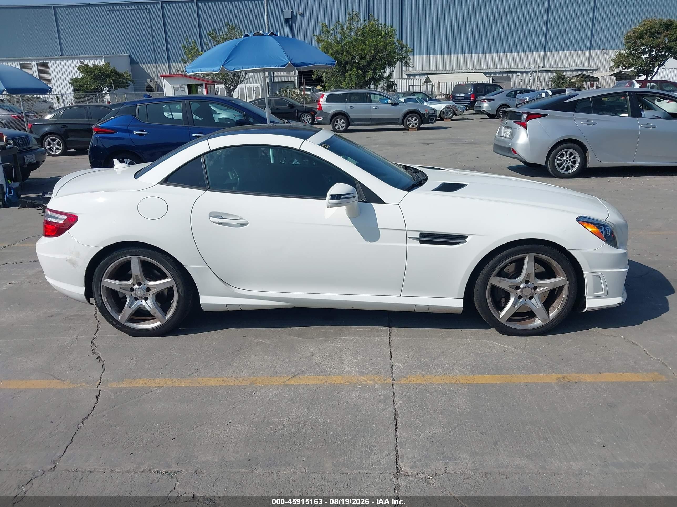 2014 Mercedes-benz Slk 350   Белый vin: WDDPK5HA0EF085502