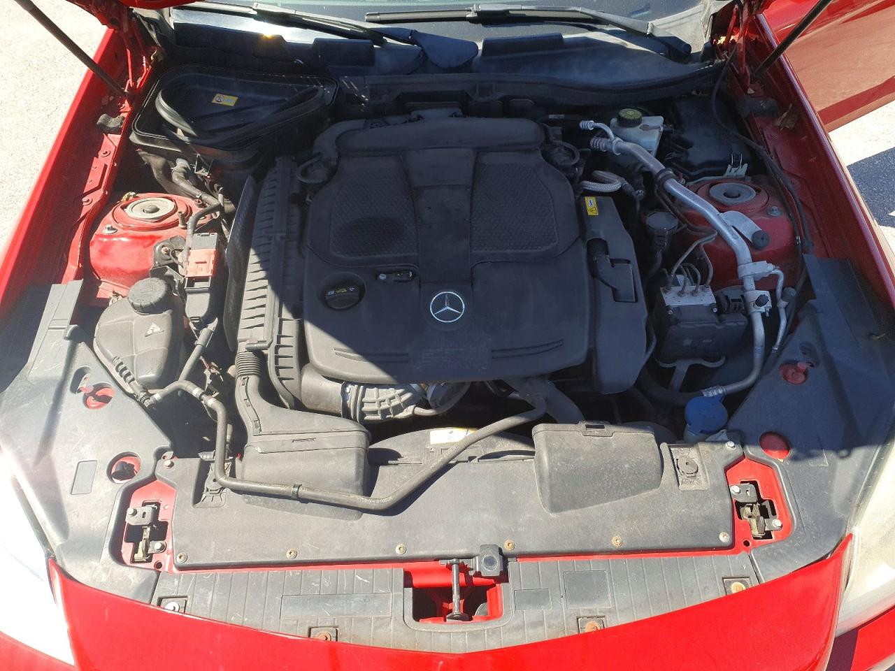 2013 Mercedes-benz Slk 350 Red vin: WDDPK5HA1DF050093