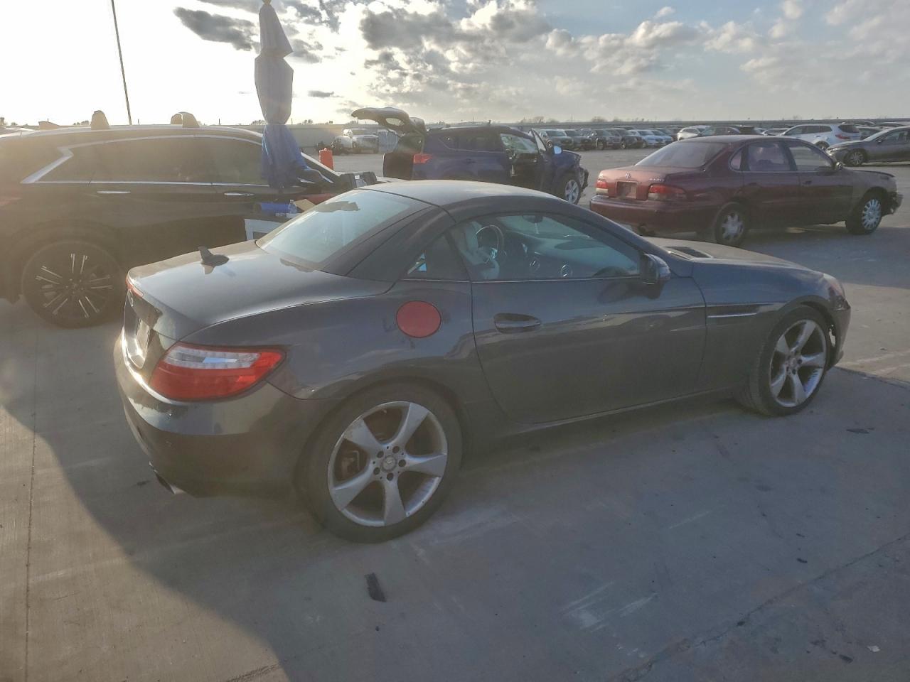 2012 Mercedes-benz Slk 350 Серый vin: WDDPK5HA2CF010247